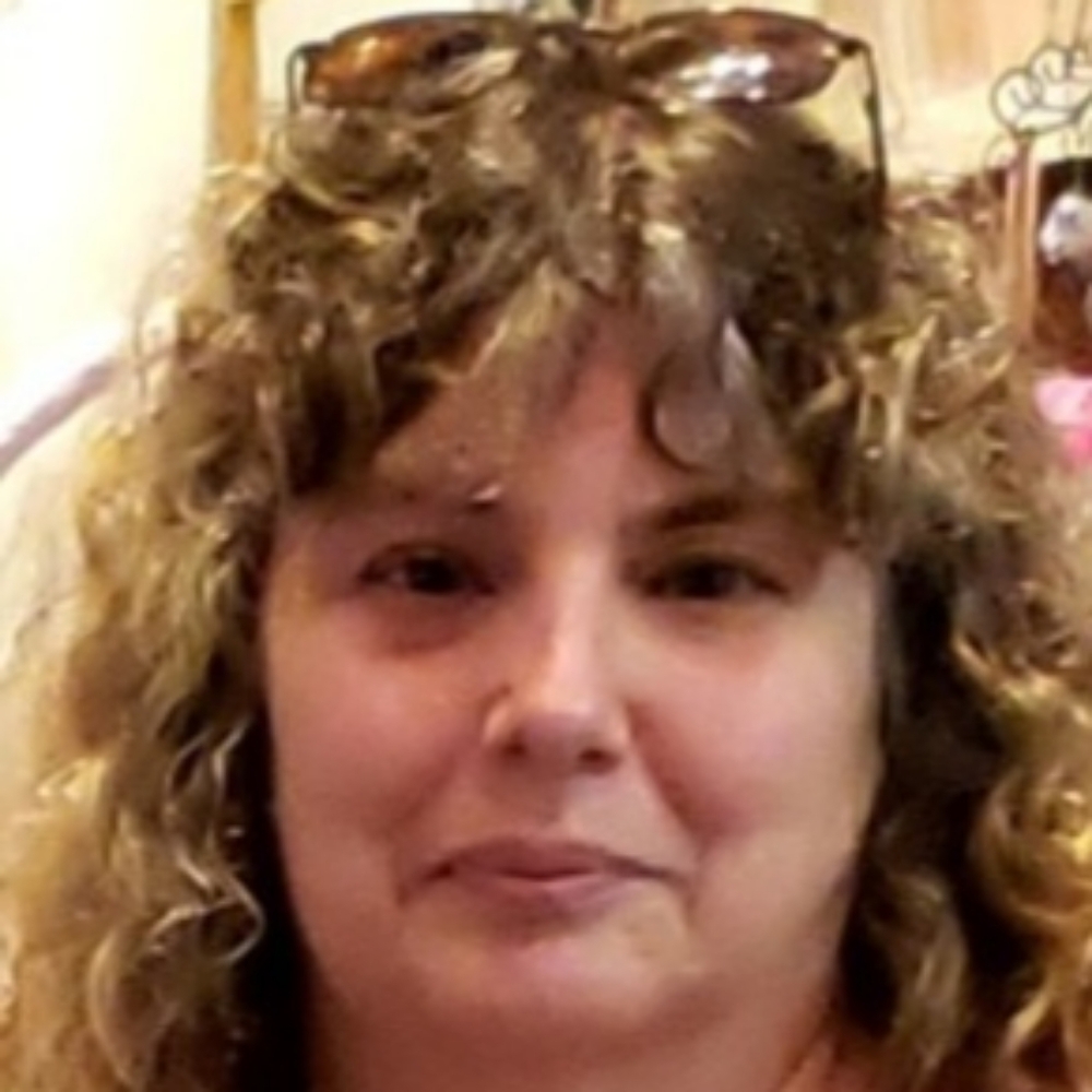 Meet your Posher, Becky